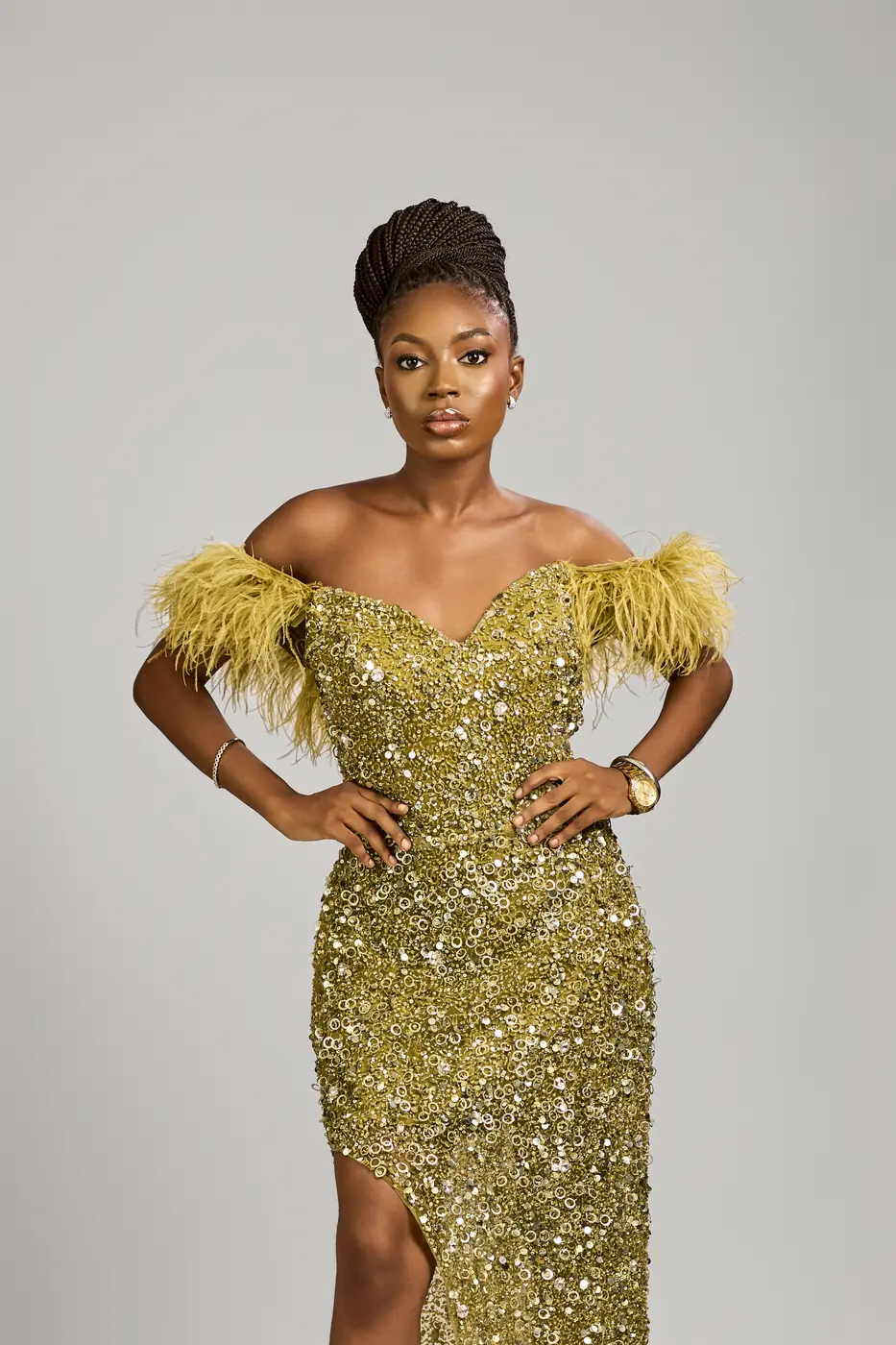 Green feathery shoulders beaded dress